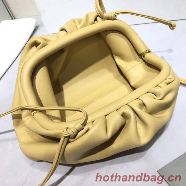 Bottega Veneta Nappa lambskin soft Shoulder Bag  98057 light yellow