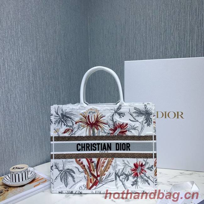 DIOR BOOK TOTE BAG IN EMBROIDERED CANVAS C1286-7