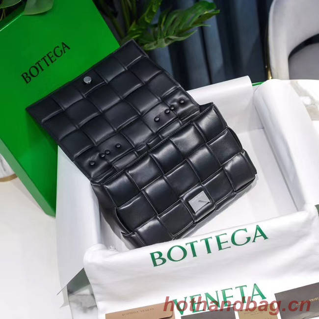 Bottega Veneta THE CHAIN CASSETTE Expedited Delivery 631421 black & Hardware: Silver finish