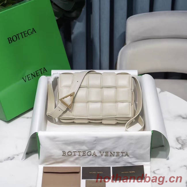 Bottega Veneta PADDED CASSETTE BAG 591970 PLASTER