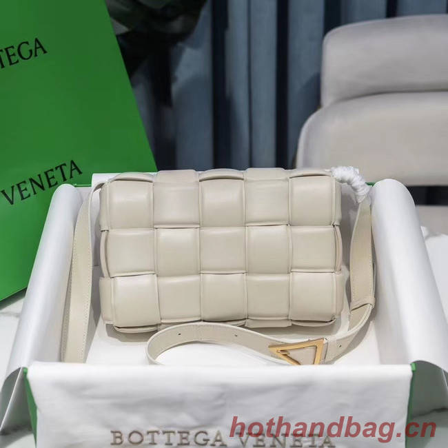 Bottega Veneta PADDED CASSETTE BAG 591970 PLASTER