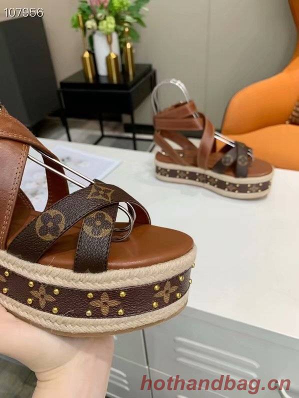 Louis Vuitton Shoes LV994DSC-1