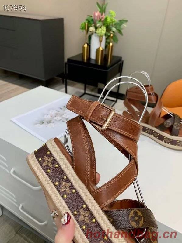 Louis Vuitton Shoes LV994DSC-1