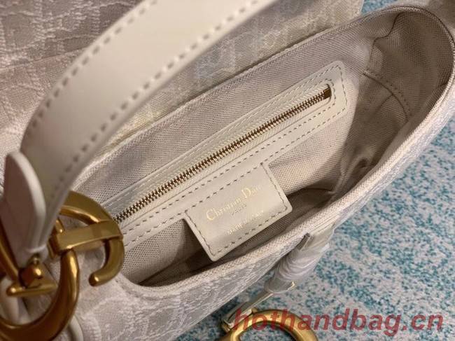 SADDLE BAG Gray Dior Oblique Embroidered Denim M0446C cream