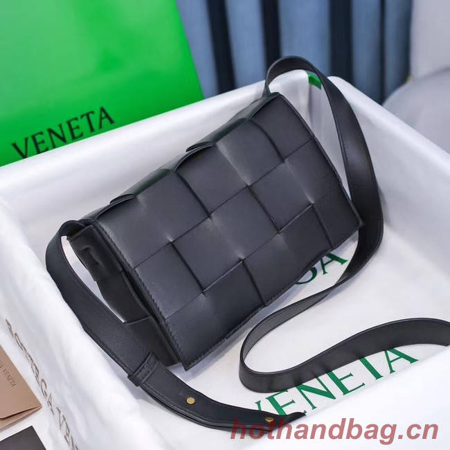 Bottega Veneta BORSA CASSETTE A578004 black