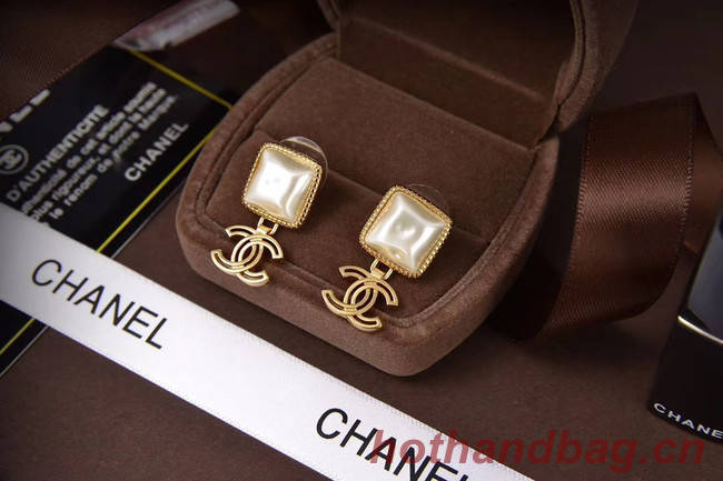 Chanel Earrings CE5720