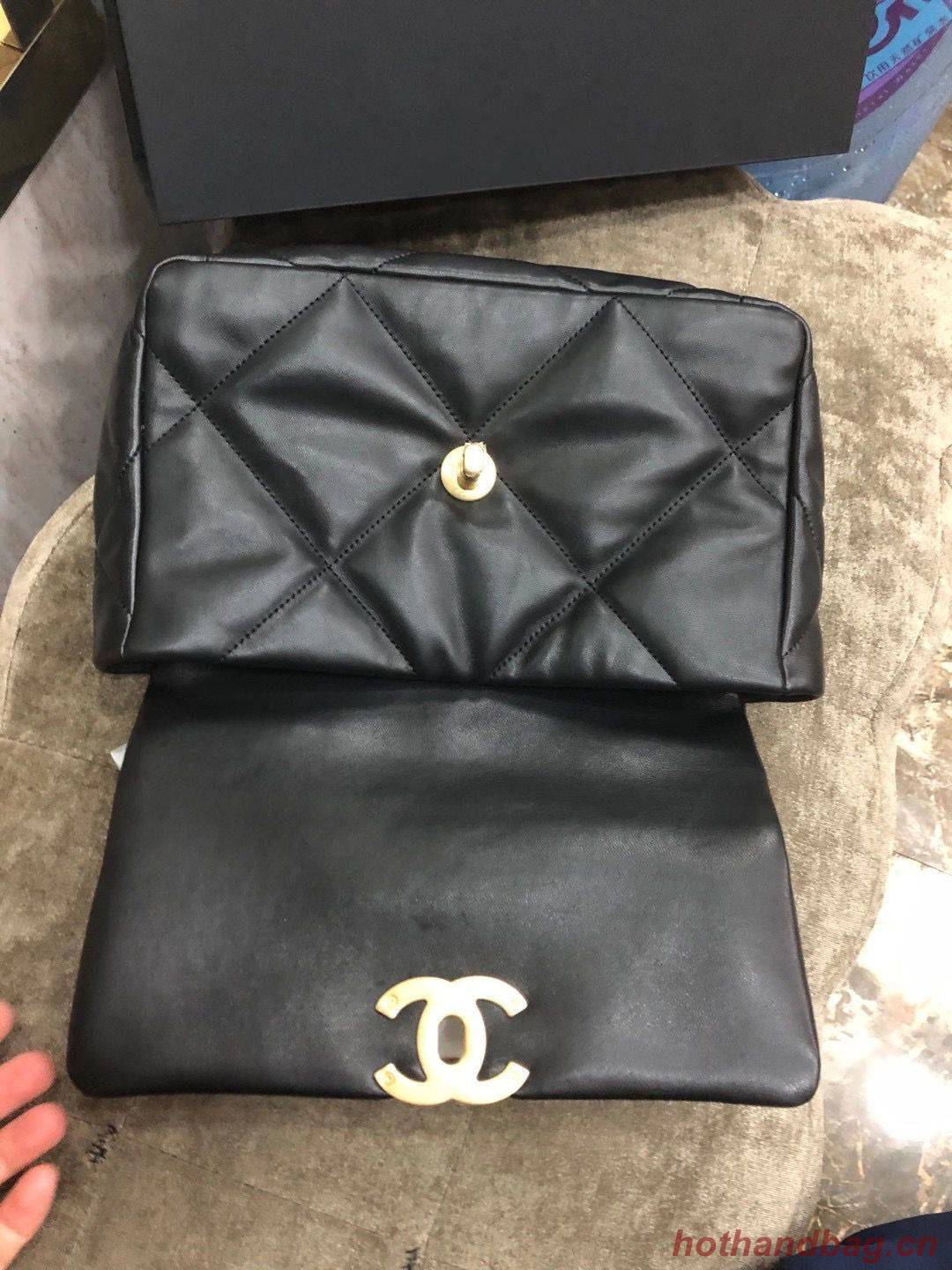 Chanel Origianl Leather 19 Flap Bag AS1160 Black