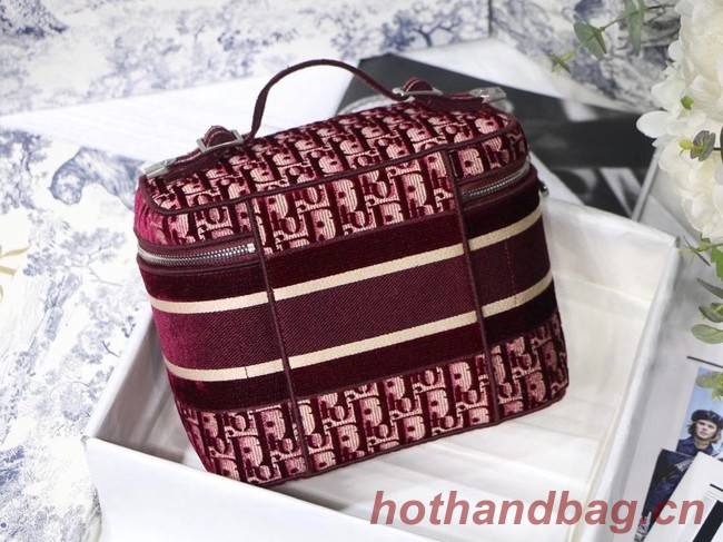 Dior Oblique Embroidered Velvet DIORTRAVEL VANITY CASE S5480 Burgundy