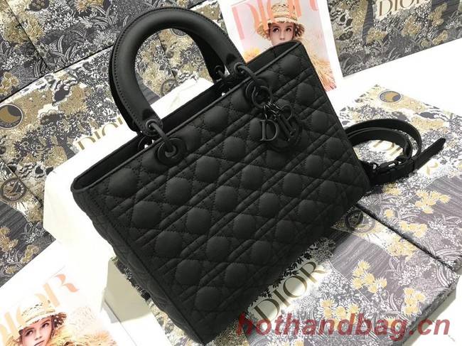 LARGE LADY DIOR BAG Black Ultramatte Cannage Calfskin M0566SL