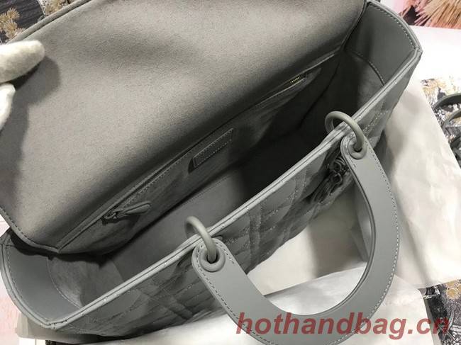 LARGE LADY DIOR BAG Gray Ultramatte Cannage Calfskin M0566SL