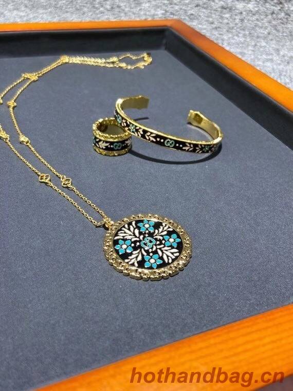 Gucci Necklace CE5881