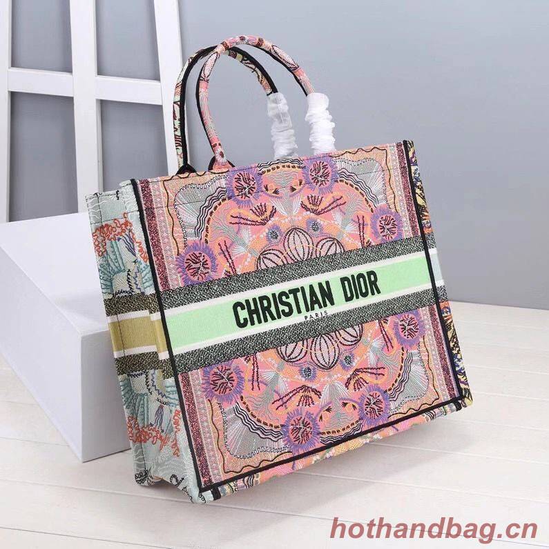 DIOR BOOK TOTE Multicolor Tie & Dior Embroidery M1286