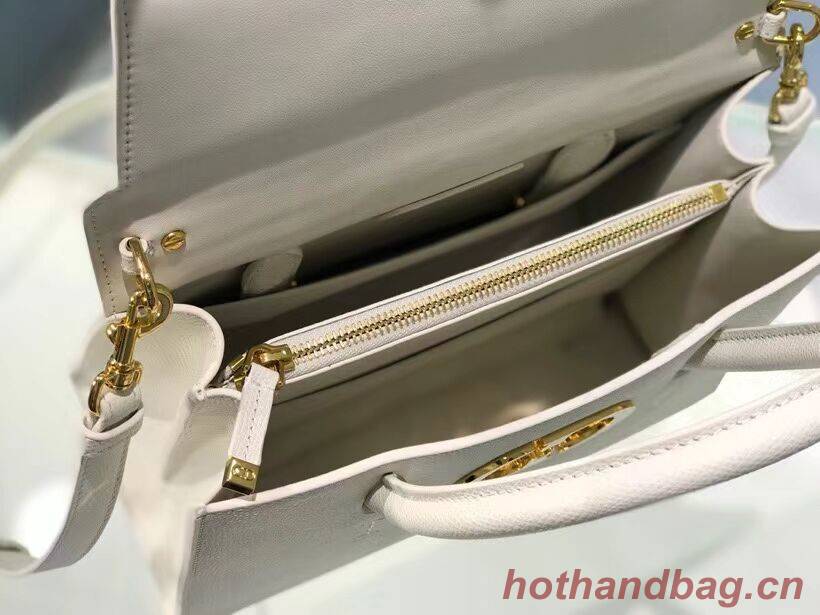 DIOR MEDIUM ST HONORE TOTE Grained Calfskin M9321UMBA white