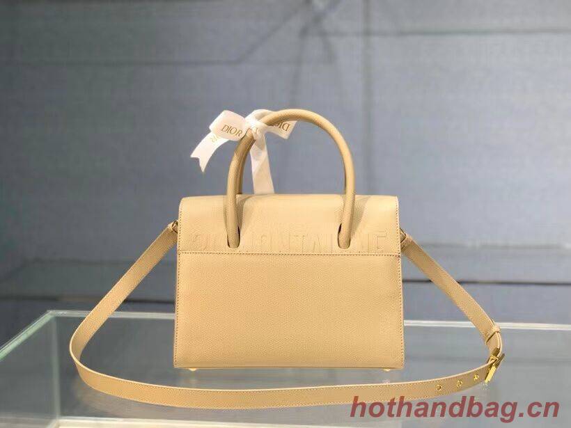 DIOR MEDIUM ST HONORE TOTE Grained Calfskin M9321UMBA Beige