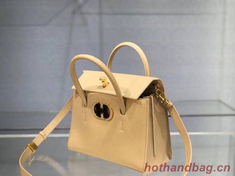 DIOR MEDIUM ST HONORE TOTE Grained Calfskin M9321UMBA Beige