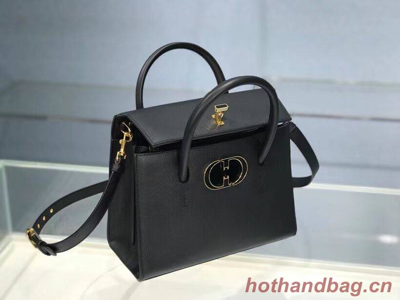 DIOR MEDIUM ST HONORE TOTE Grained Calfskin M9321UMBA black