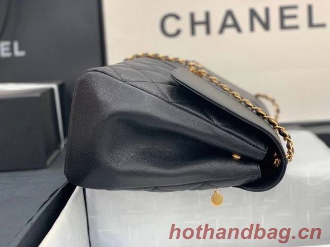 Chanel flap bag Grained Calfskin & & Gold-Tone Metal A92233 black