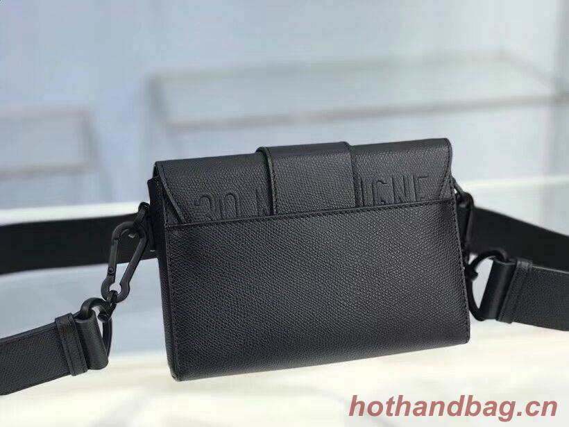 30 MONTAIGNE BOX BAG Black Ultramatte Grained Calfskin M9204S