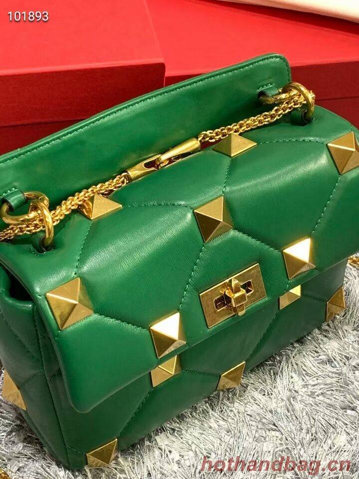 Valentino mini Garavani Roman Stud V2061 green