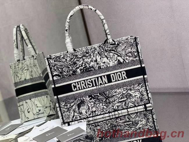 DIOR BOOK TOTE Latte Multicolor Dior Zodiac Embroidery M1287Z