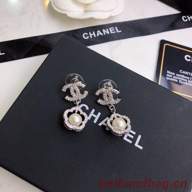 Chanel Earrings CE6008