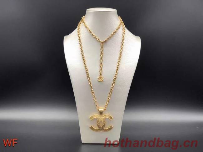 Chanel Necklace CE6030