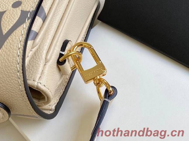 Louis Vuitton POCHETTE METIS - EXCLUSIVELY ONLINE M45596