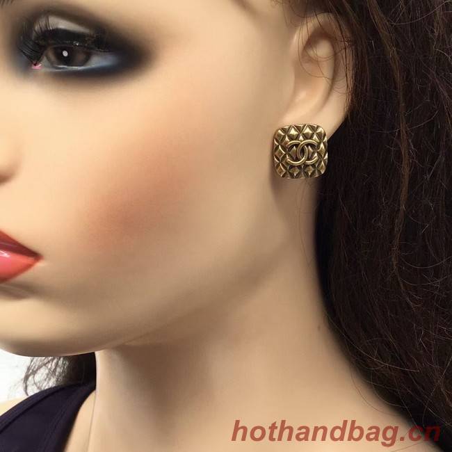 Chanel Earrings CE6168