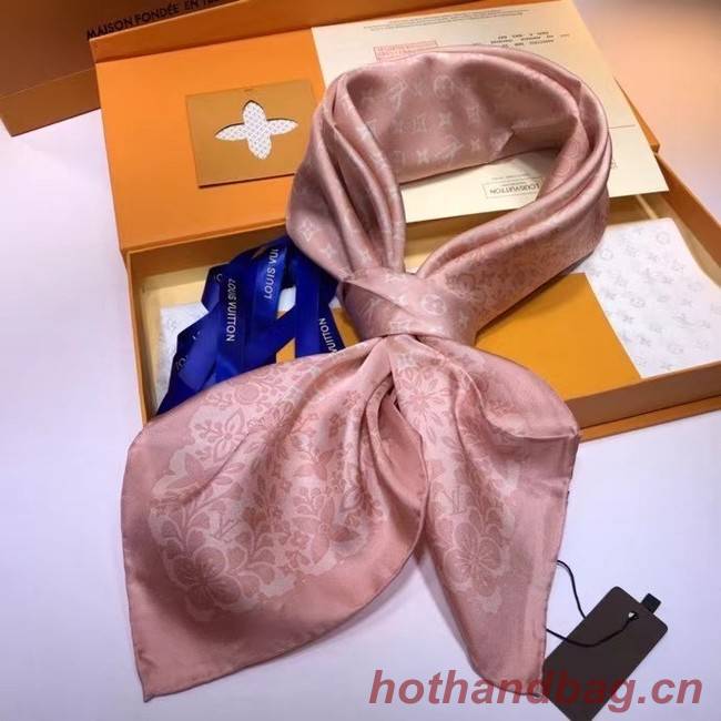 Louis Vuitton silk Scarf 77040