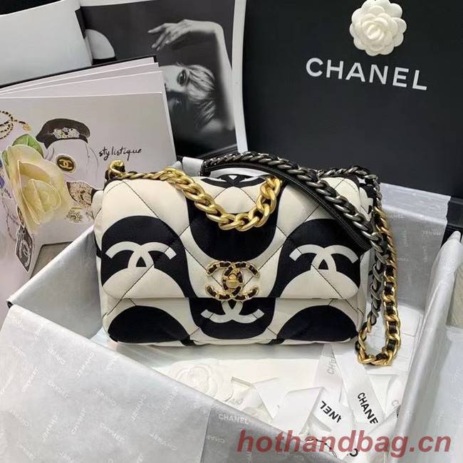 chanel 19 flap bag AS1160 black&white