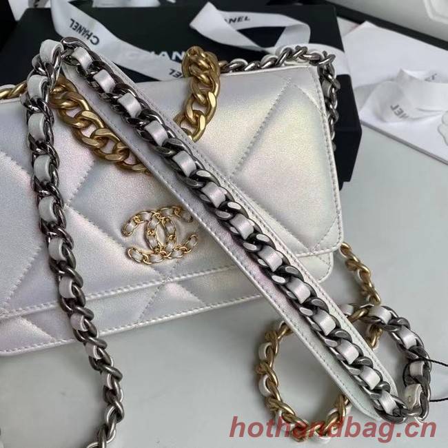 Chanel 19 Iridescent Calfskin Chain Wallet AP0957 white