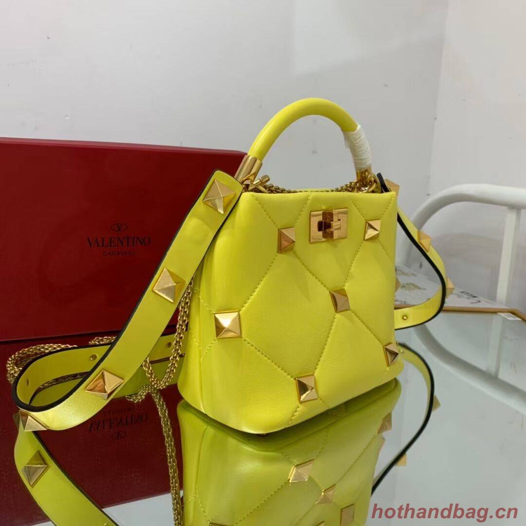 Valentino medium Garavani Roman Stud V1198 yellow