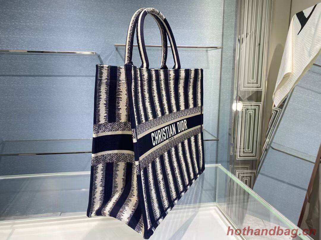 DIOR BOOK TOTE Blue D-Stripes Embroidery M1286Z