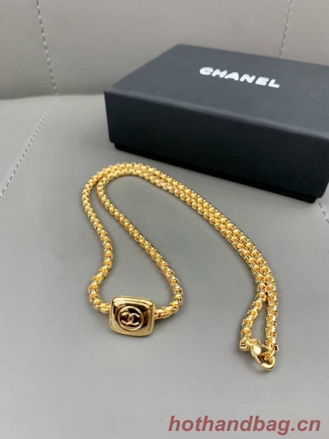 Chanel Necklace CE6412