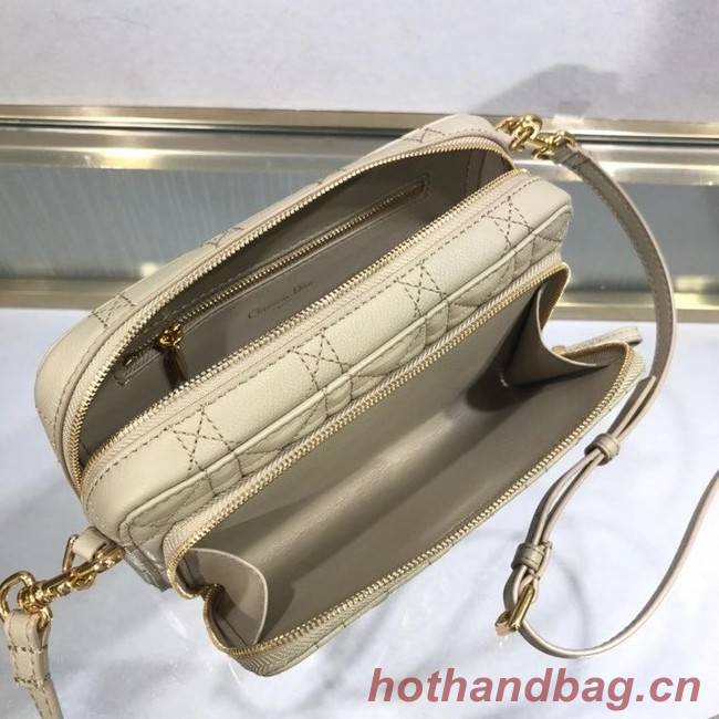 DIOR CARO DOUBLE POUCH Supple Cannage Calfskin S5037U Beige