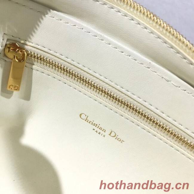 DIOR CARO DOUBLE POUCH Supple Cannage Calfskin S5037U white