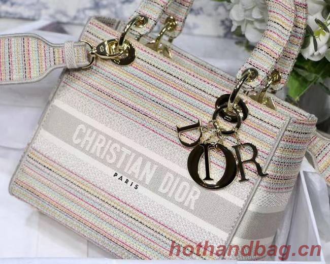 DIOR MEDIUM LADY D-LITE BAG D-Stripes Embroidery M0565 Beige