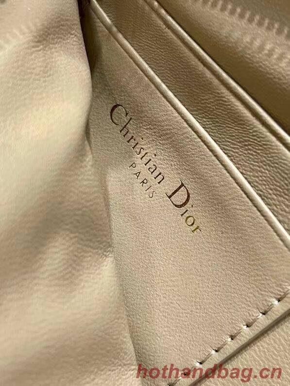 DIOR CARO MULTIFUNCTIONAL POUCH Beige Supple Cannage Calfskin S5036UW