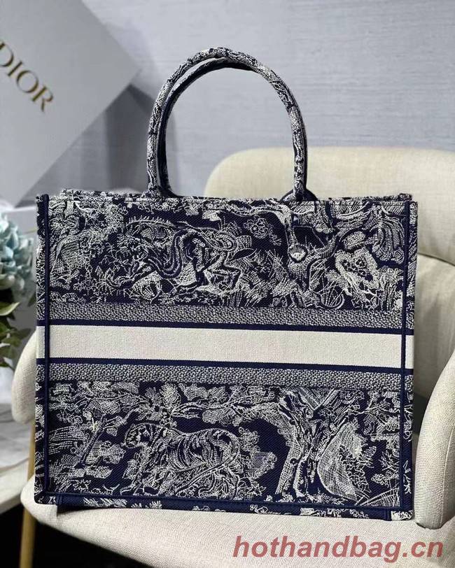 DIOR BOOK TOTE Blue Toile de Jouy Reverse Embroidery M1286ZR