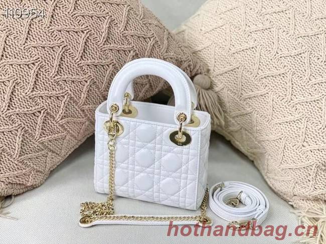 MINI LADY DIOR BAG Cannage Lambskin M0505OC white