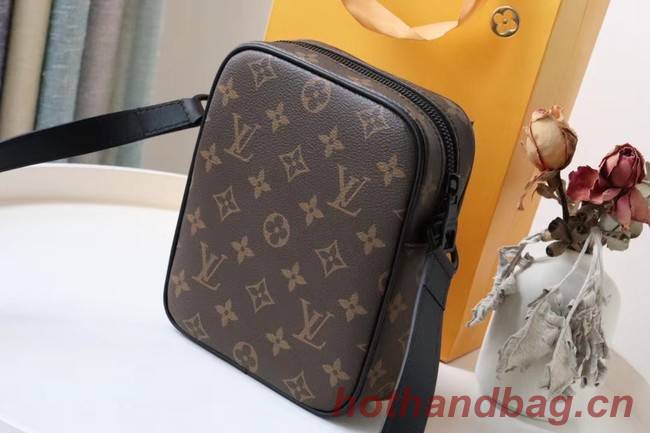 Louis Vuitton OUTDOOR POUCH M69404 black