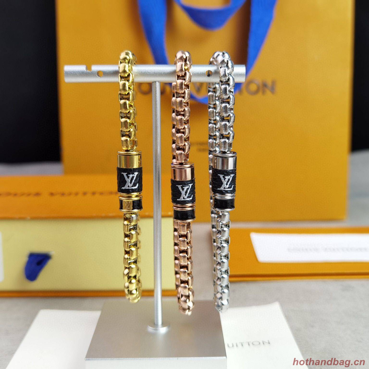 Louis Vuitton Bracelet LVB8623