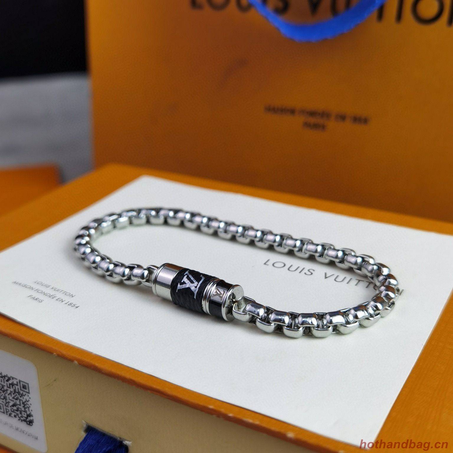 Louis Vuitton Bracelet LVB8623