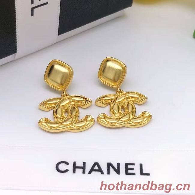 Chanel Earrings CE6651