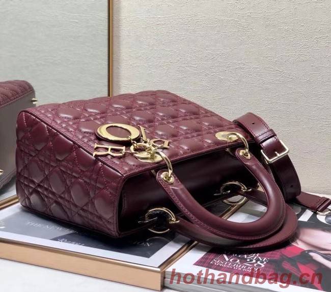 MEDIUM LADY DIOR BAG Cherry Red Cannage Lambskin M0565O