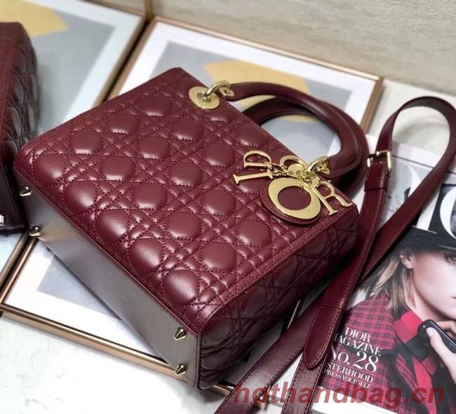 MEDIUM LADY DIOR BAG Cherry Red Cannage Lambskin M0565O