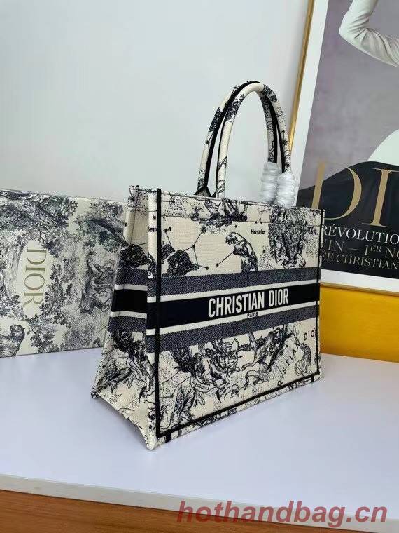 DIOR BOOK TOTE Latte Multicolor Dior Zodiac Embroidery M1297ZR