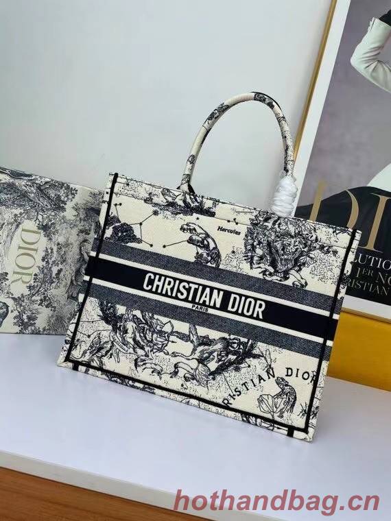 DIOR BOOK TOTE Latte Multicolor Dior Zodiac Embroidery M1297ZR