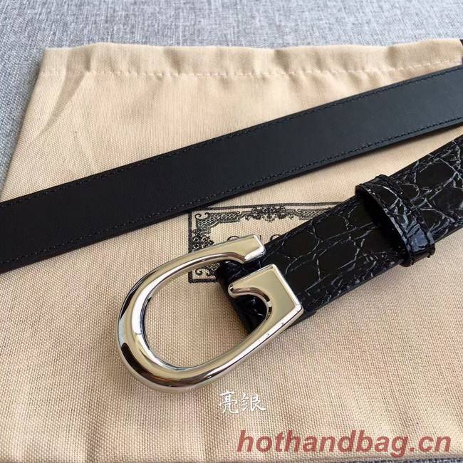 Gucci Thin belt with G buckle 655566 leather