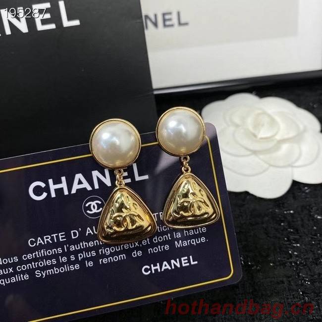 Chanel Earrings CE6828